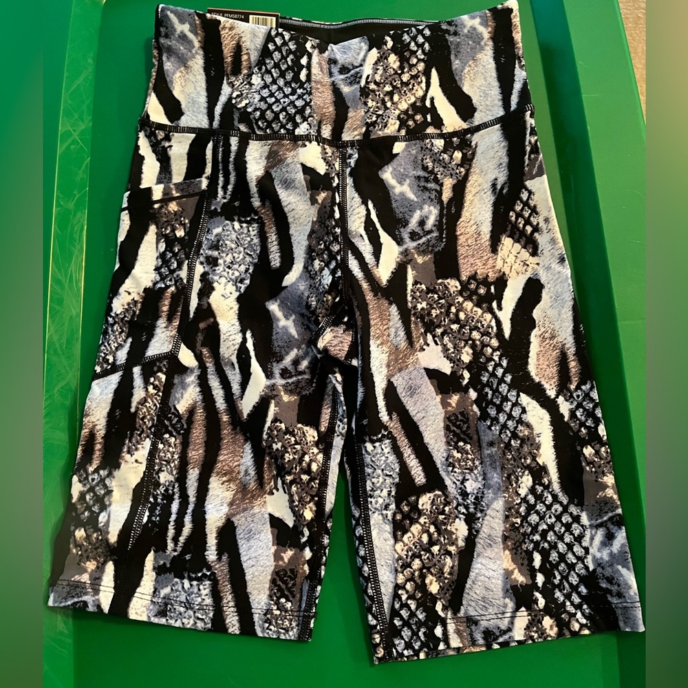 Calvin Klein NWT Bike Shorts - size XS